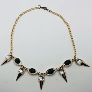 Unknown brand unique necklace